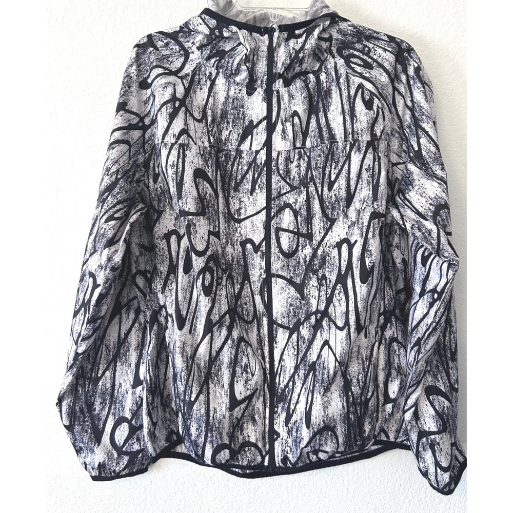 Layer8 Womens Qwick-Dry Hooded Windbreaker Jacket White Black Graffiti Print L